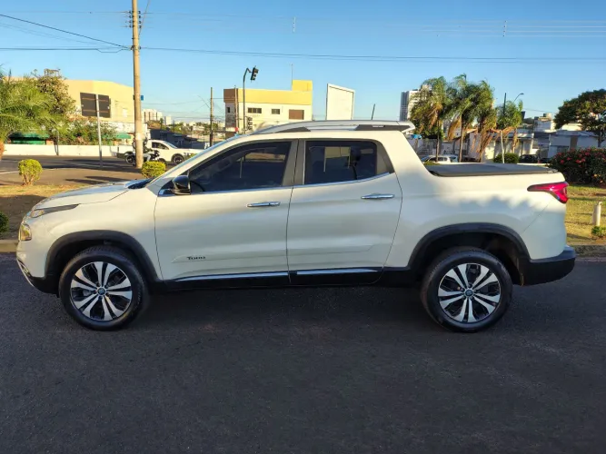 Fiat Toro Volcano 1.3 T270 4X2 Flex AUT 2025