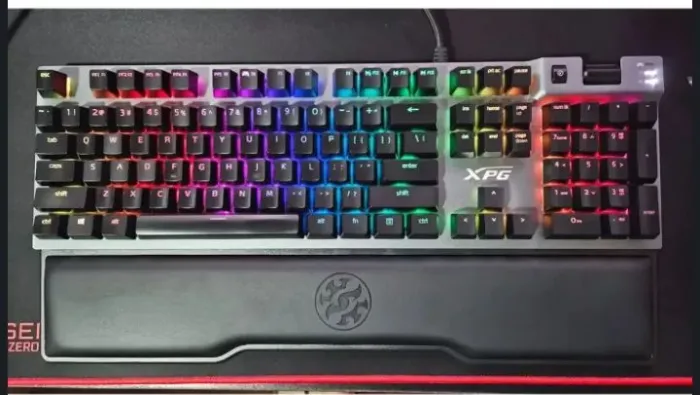 Teclado Mecânico Gamer XPG Summoner