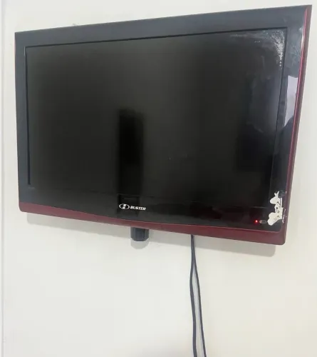 Tv 32 polegadas buster 
