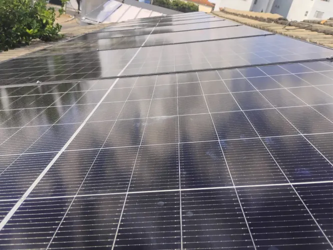 Vendas de painéis solares novos
