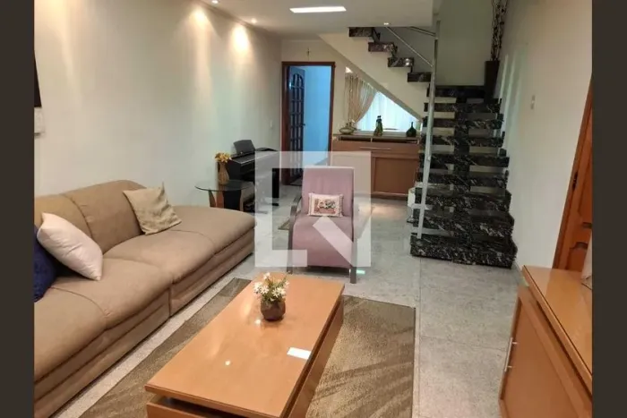 Casa à Venda - Vila Carrão, 3 Quartos, 216 m2
