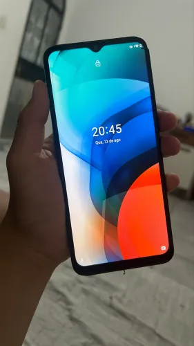 Motorola E7