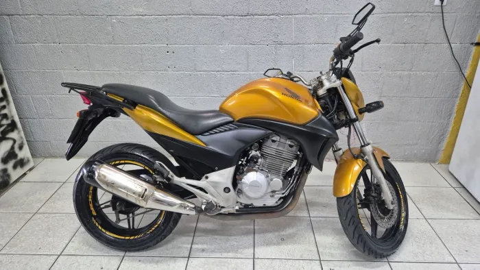 CB300 DOURADA 2010 (PARCELO NA PROMISSORIA)