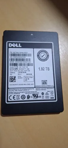 SSD Dell Enterprise 1.92TB sata 6Gbps p/n:0K5P0T 2.5" (saúde 99%).