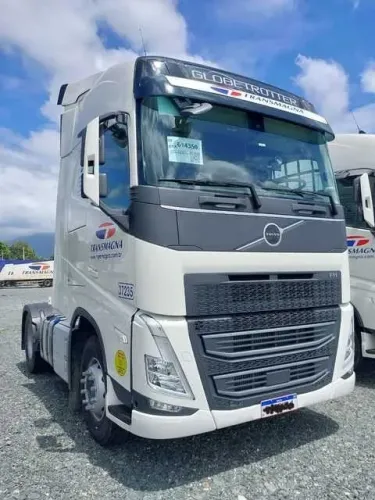 FH 460 4X2 2025