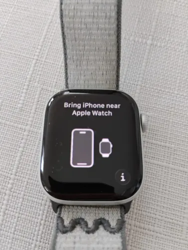 Smart Watch Apple Series 11 GPS + Celular 42 mm prata