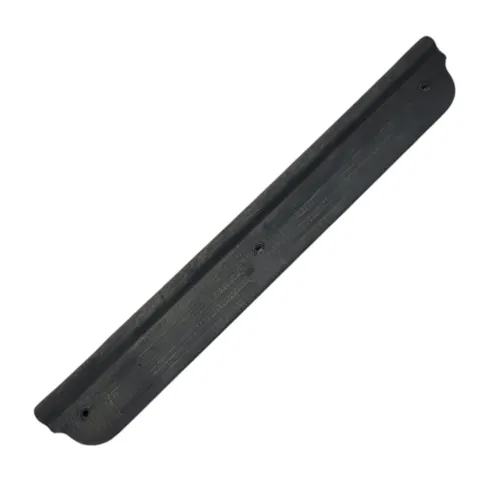 Soleira Dianteira Direita Hyundai Accent 1995 Preto