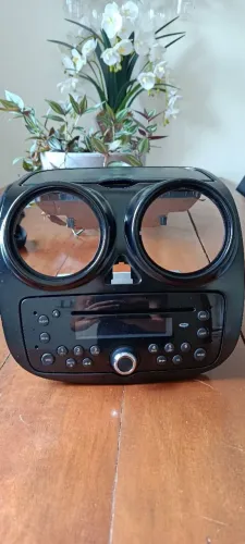 Rádio Original Palio Attractive 2013 + Moldura original com porta treco