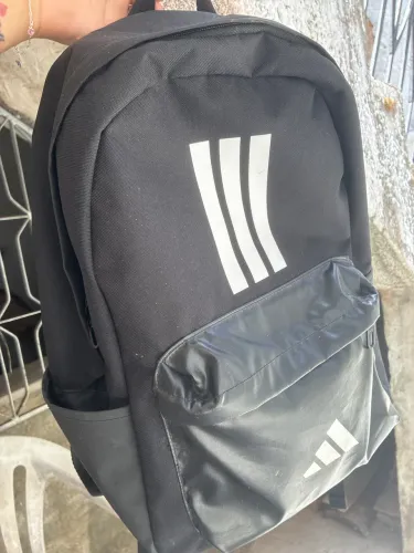MOCHILA ADIDAS ORIGINAL / 200,00