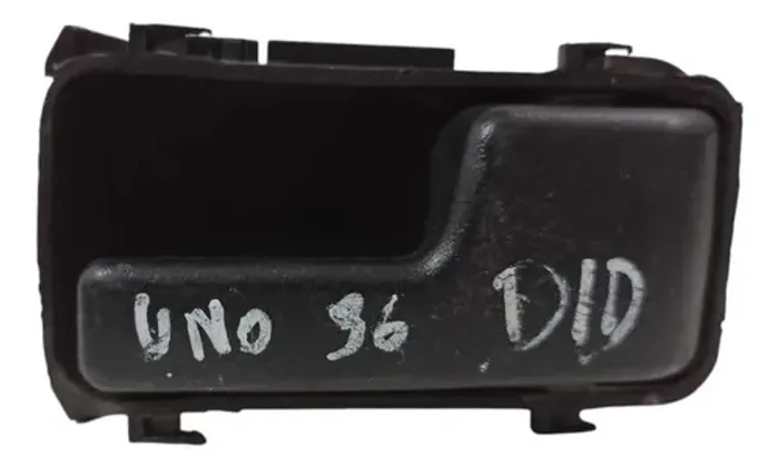Maçaneta Interna Dianteira Direita Uno 1996 À 2002 Cx035 Preto Dianteira