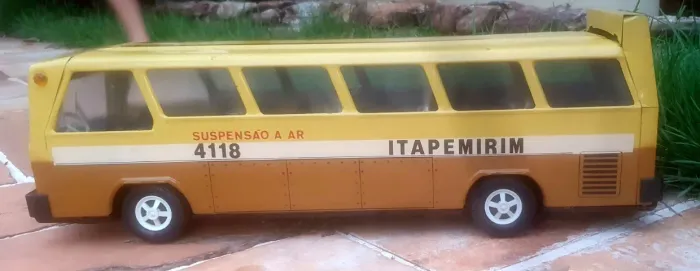 Brinquedo - Ônibus de ferro