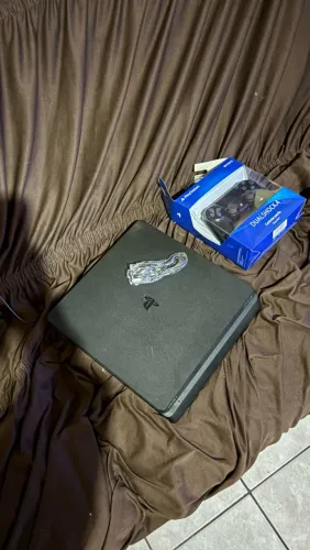 Ps4 500gb, +1 controle