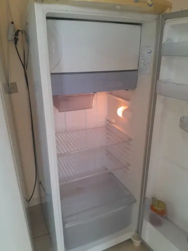 Vende-se geladeira consul, 340 litros