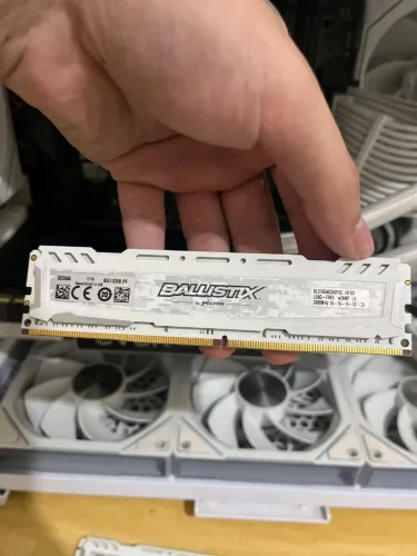 Memória Ram DDR4 4x16=64GB