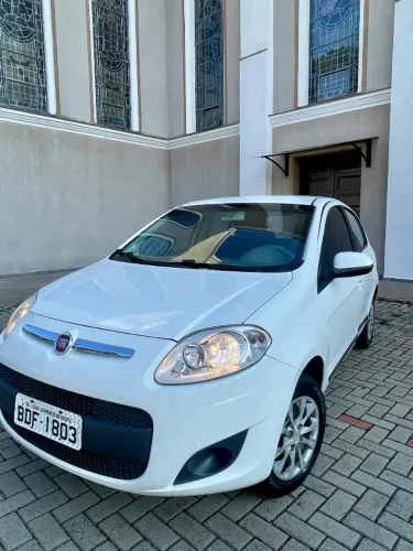 Fiat Palio Attractive 1.0 EVO Fire Flex 8V 5P 2015