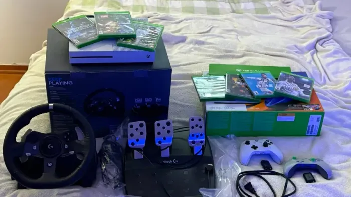 ? XBOX ONE S 500GB + VOLANTE LOGITECH G920 + 8 JOGOS ?