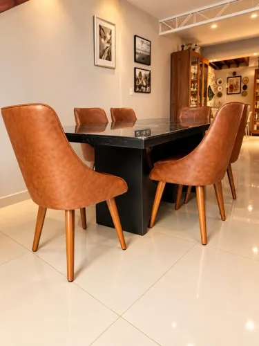 LINDO CONJUNTO DE MESA E CADEIRAS PARA SUA SALA DE JANTAR