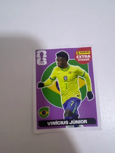 Figurinha legendary roxa do vini junior