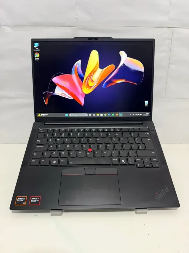 LENOVO THINKPAD E14 GEN 7 RYZEN AI 5 220 16GB DDR5 512GB IA INTEGRADA