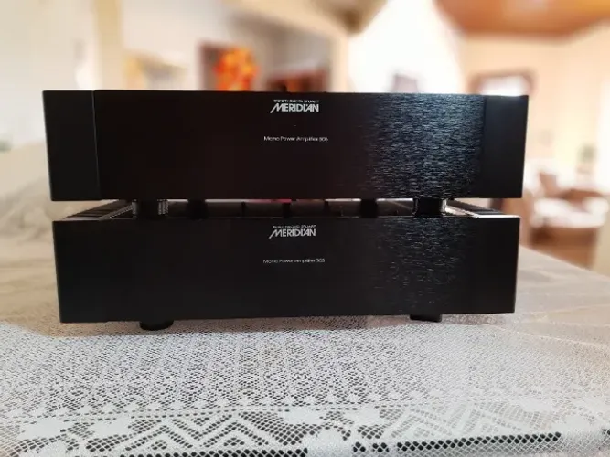 Power Amp. Monoblocos Meridian MODELO 505