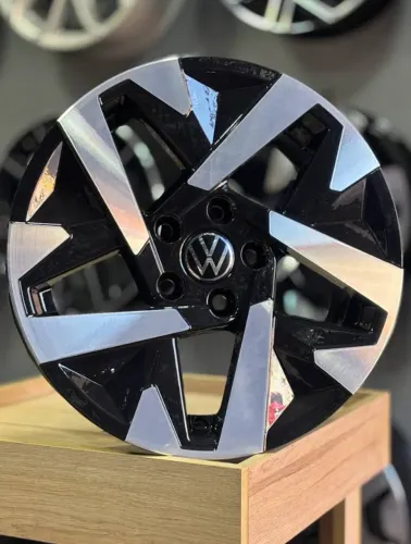 Rodas Volkswagen Tera aro 15 5x100 - R$ 2.490,00