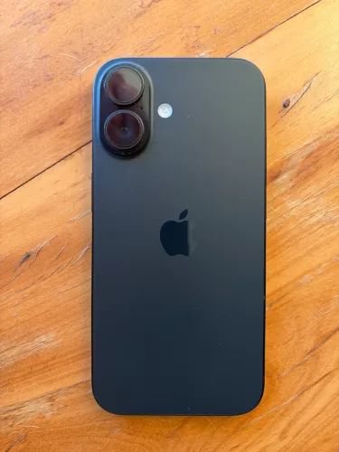 iPhone 16 - 128 Gb - Bateria 90%