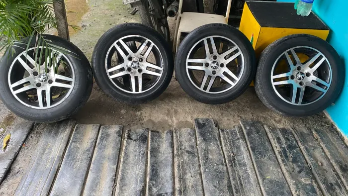 Vendo jogo roda aro 15 pegou