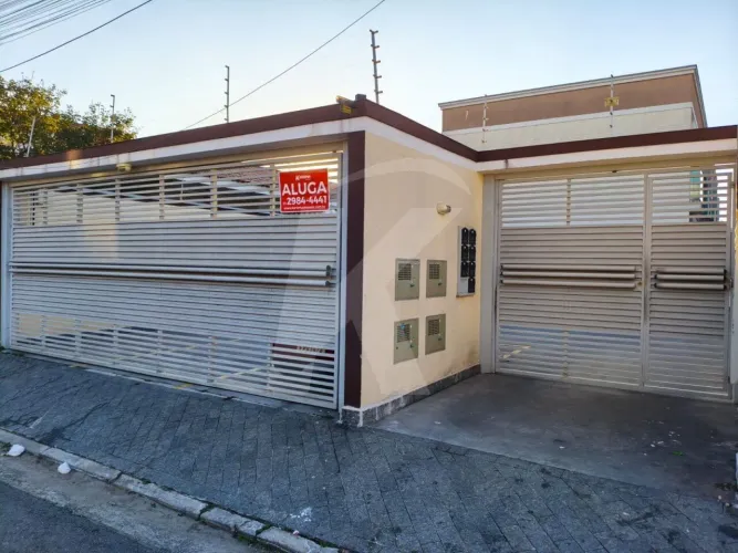 Sobrado em Condominio 2 suítes + 1 lavabo 1 vaga fixa e livre Jaçana
