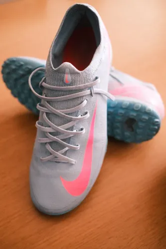 Chuteira Nike Vapor 16 Pro