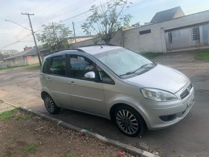 Fiat Idea Essence Dualogic 1.6 Flex 16V 5P 2011