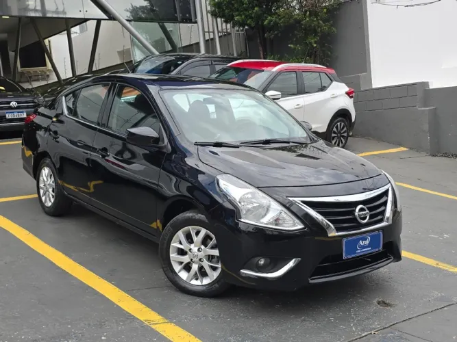 Nissan Versa SL 1.6 16V Flex Fuel 4P Mec. 2016