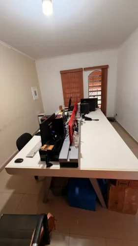 Vendo estação de trabalho para escritório