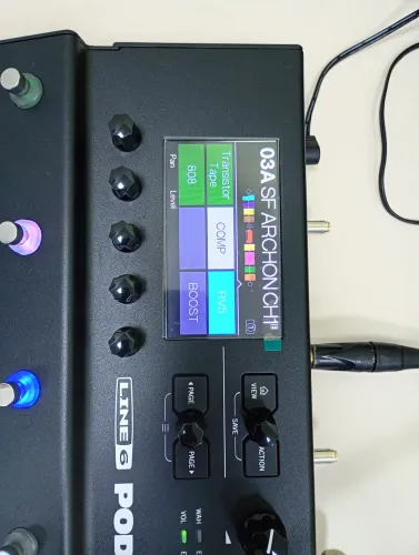 Pedaleira LINE 6 pod GO