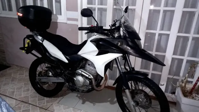 Xre 300 2012