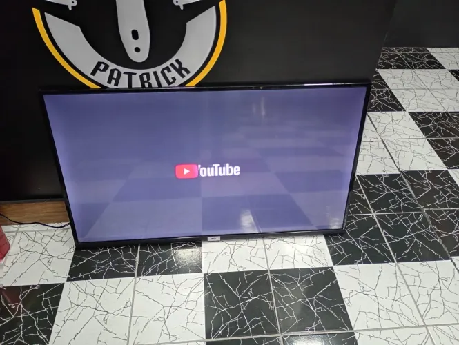 Vendo Smartv TCL 55polegadas 4k borda infinita android