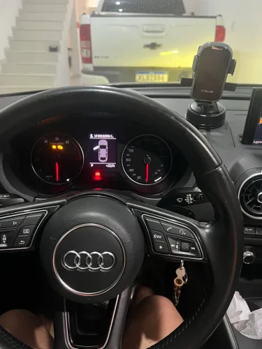 Audi A3 Sedan 1.4 TFSI Flex Tiptronic 4P 2017