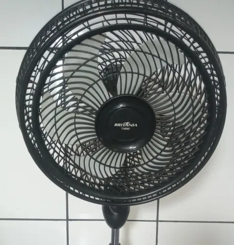 Vende-se Ventilador Britânia 