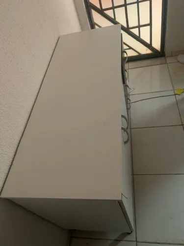 Armário/ guarda panelas / não entrego