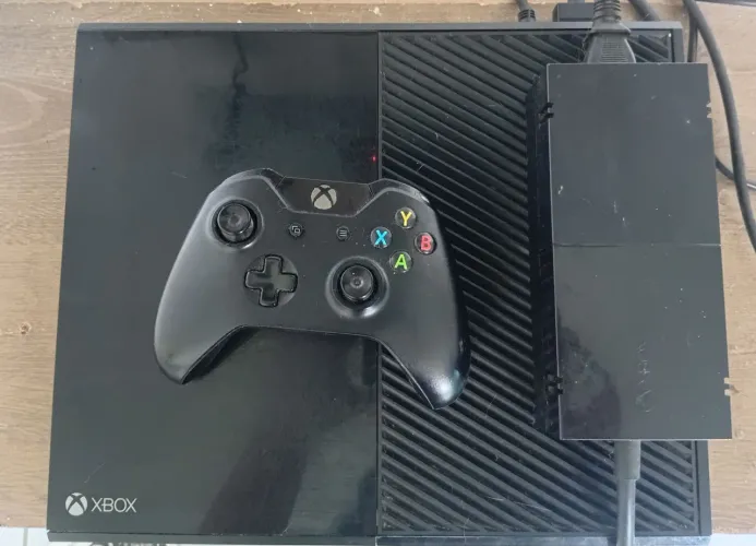Vendo xbox fat com defeito 