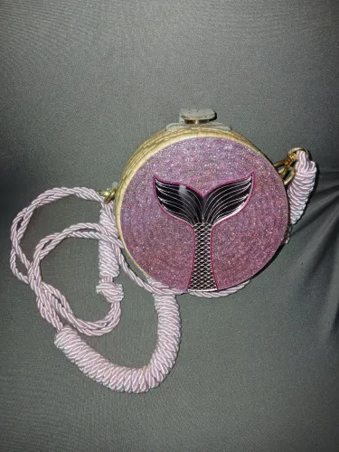 Bolsa de palha rabo de sereia redonda P - Badaue Acessórios