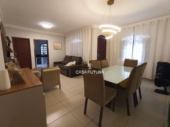Casa com 3 dormitórios à venda, 137 m² por R$ 550.000,00 - Retiro - Volta Redonda/RJ