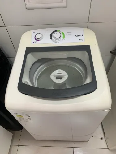 Máquina de lavar a Cônsul 9kg