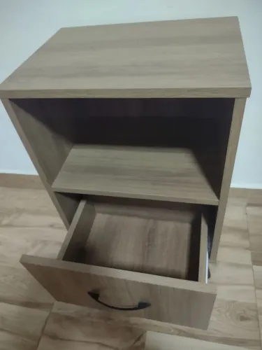 Criado Mudo (cabeceira de cama)