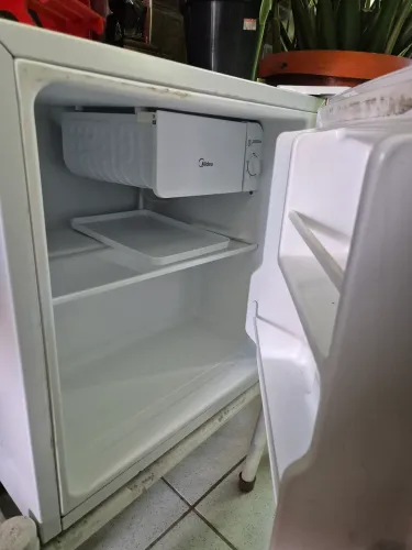 Midea Frigobar