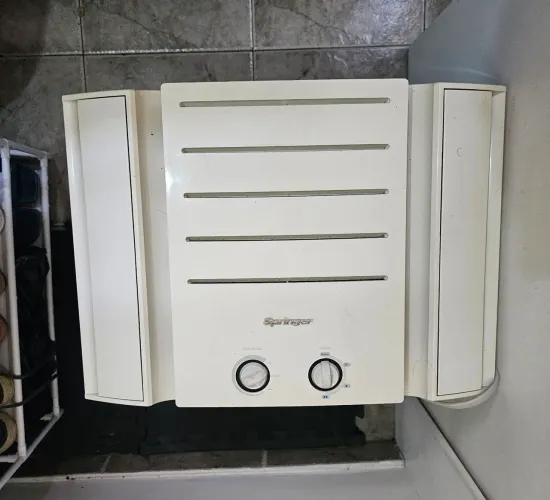Ar condicionado de janela Springer - 7500 BTU