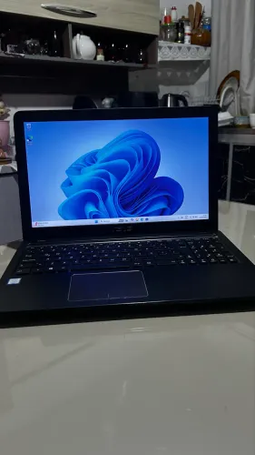 Notebook ASUS VivoBook 15 X540UAR | Intel Core i5 8ª Geração | 8GB RAM | 224GB