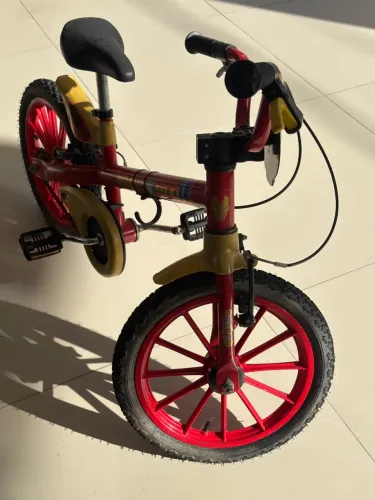 Bicicleta Aro 16 Homem de Ferro Marvel