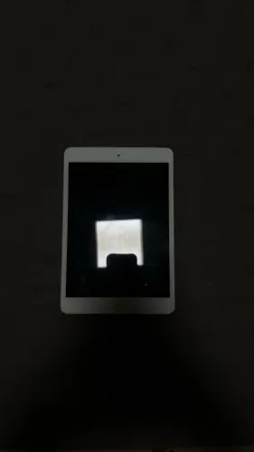 O modelo A1454 corresponde ao iPad mini (1ª geração) lançado no final de 2012,