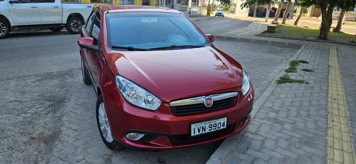 Fiat Grand Siena Essence 1.6 Flex 16V 2015