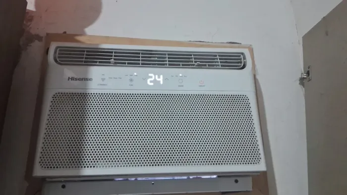 Vende-se ar-condicionado pouco tempo de uso